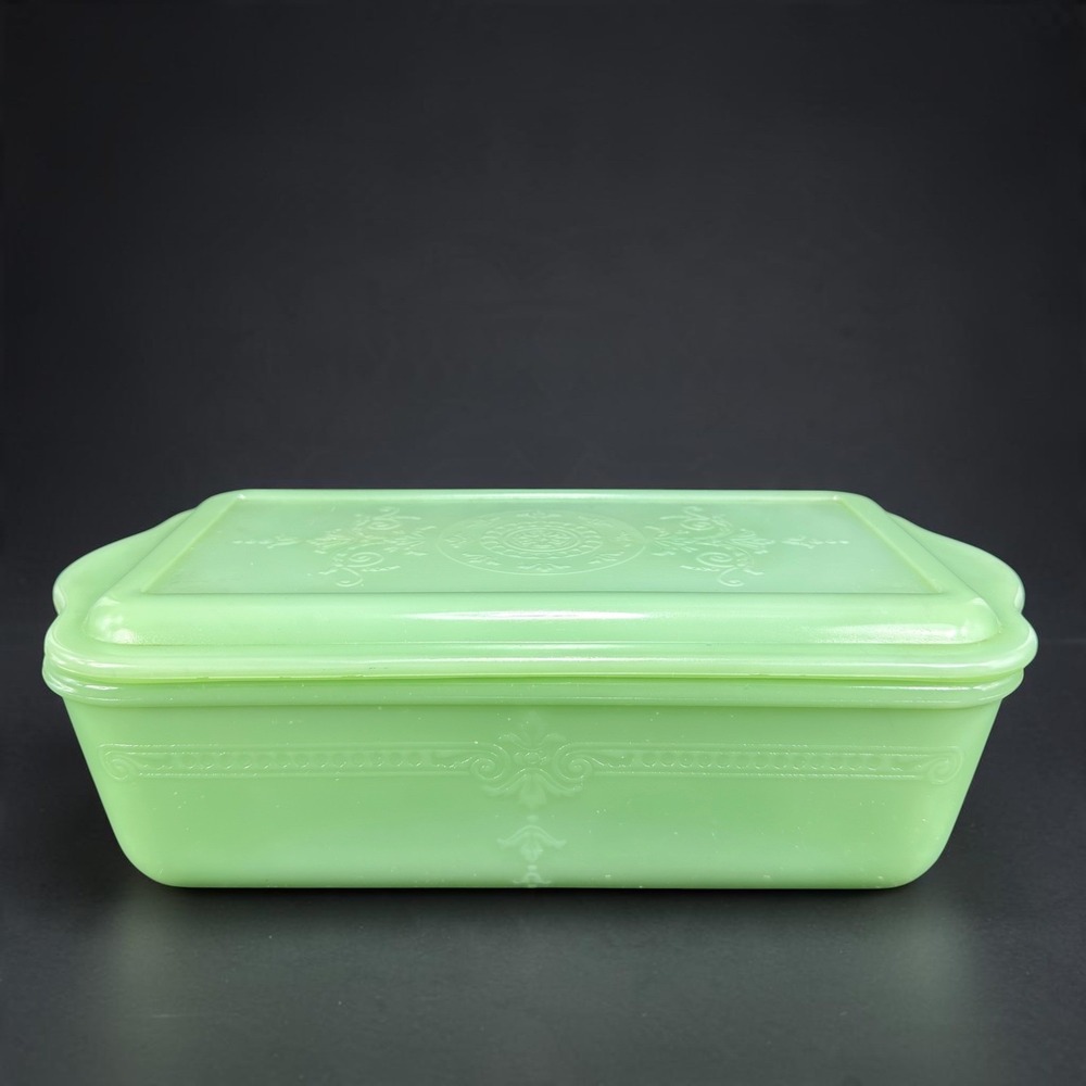 1940s Fire King Jadeite Philbe Refrigerator Dish Lid Green Milk Glass 10x5x3inch